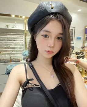 性感重庆嫩妹水多