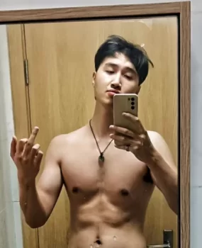 西安单男绿主 找贡献绿帽夫妻反差婊