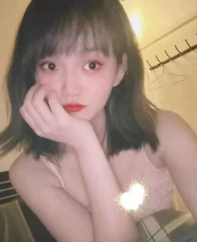 水水的闺蜜瑶妹