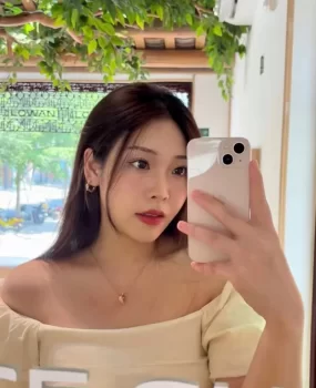 武汉鸡头，妹子很多