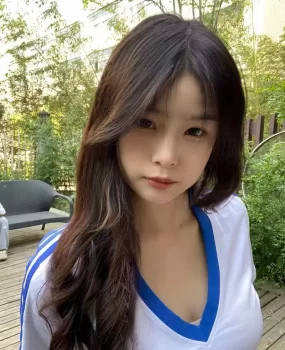 年轻漂亮再校学生兼职