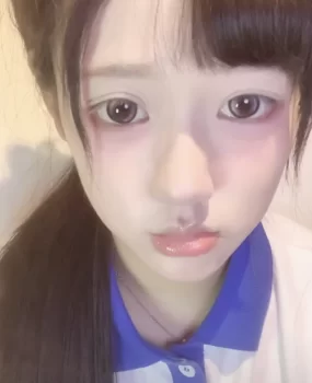 朋友介绍的兼职女大学生