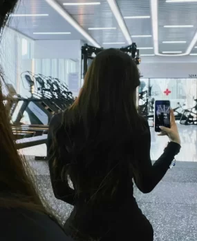 龙岗中心城最美小姐姐温雅