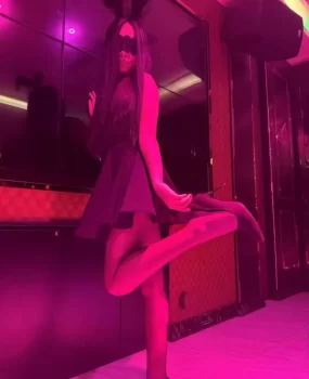 长安区的小妮子