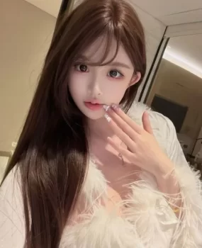 东莞妹子深得我心小鲍鱼水滋滋