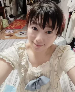 红牌闷骚货