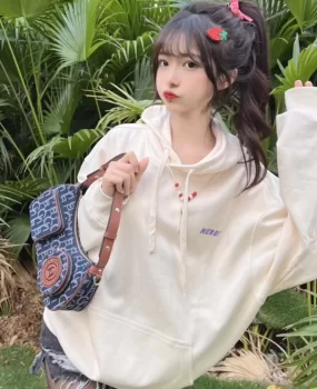 高颜值黑丝袜性感前台女神真实本人