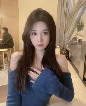 大学城舞蹈艺术生