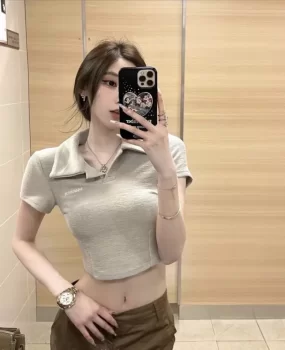 清纯嫩妹小穴很紧干起来很带劲