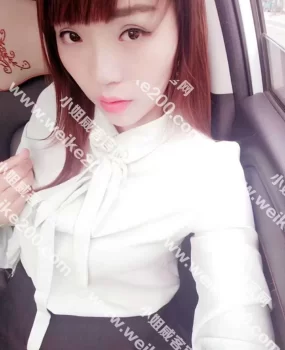 一个特别骚的女兼职，真骚