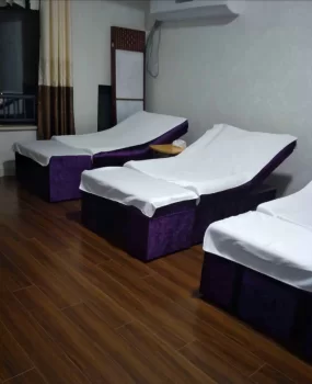 泰玻大街小妹超赞